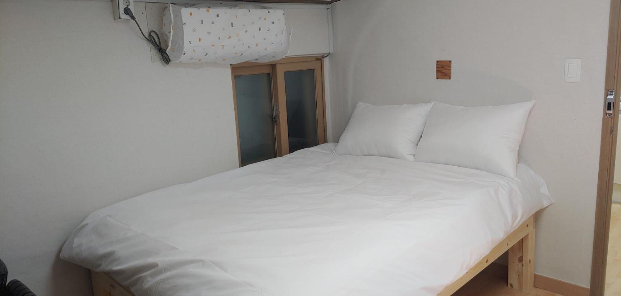 Stayin Myeongdong - Foreigners Only Seul