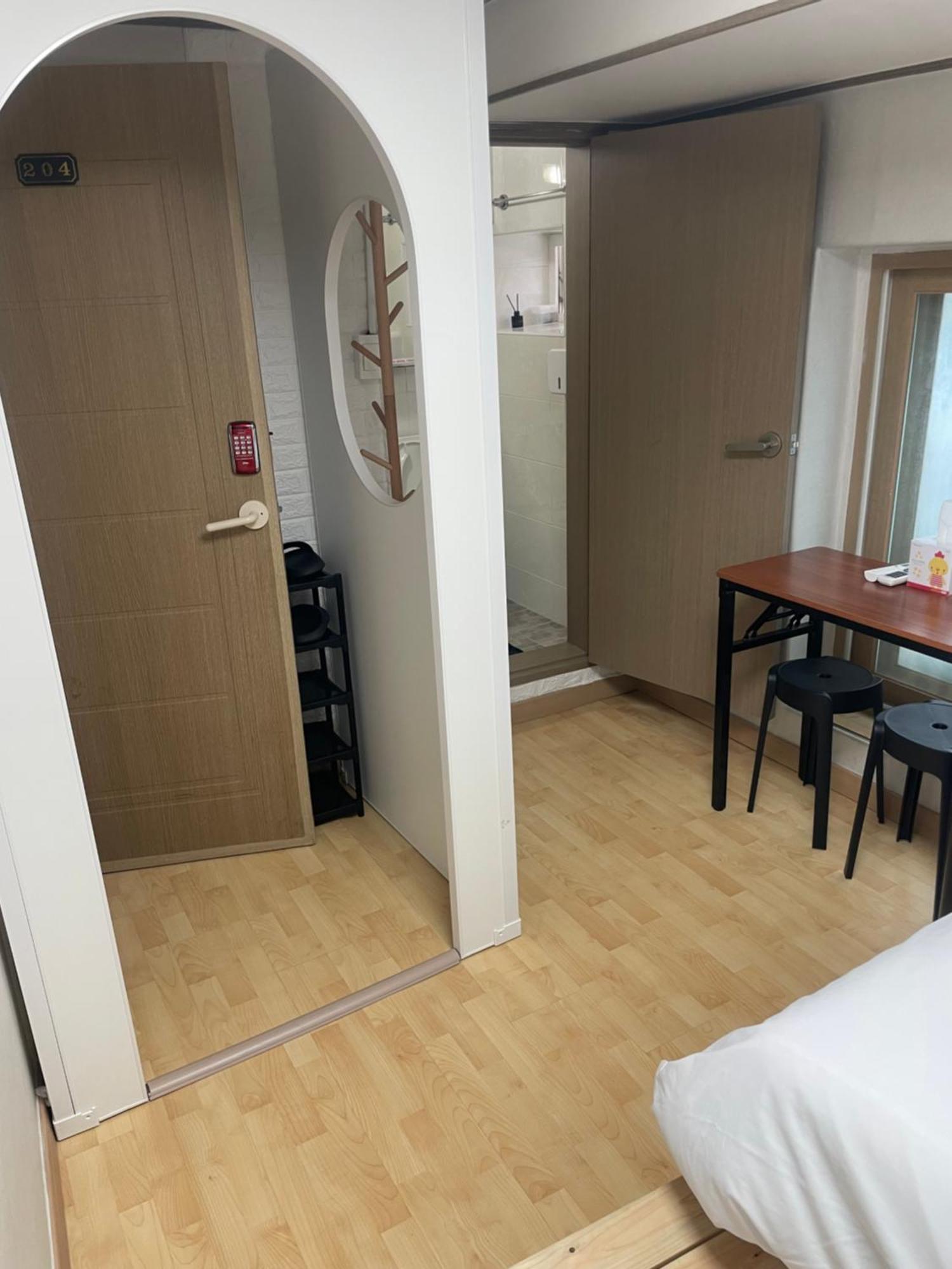 Stayin Myeongdong - Foreigners Only